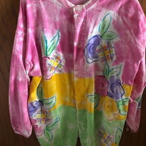 Adorable hand painted 100% cotton top L-XL